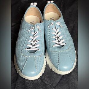 WONDERS Women's Light Blue Casual Lace-Up Sneakers